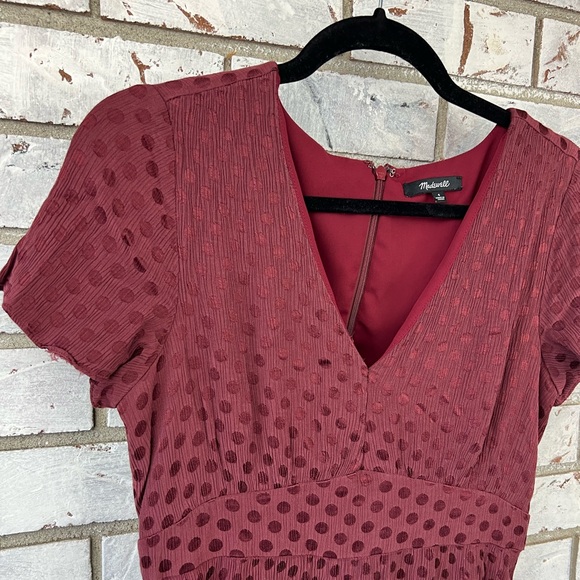 Madewell | V-Neck Fit-and-Flare Dress in Dot Jacquard - Picture 4 of 9